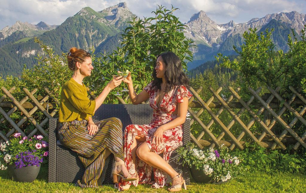 Hotel Dunza Bürserberg Eksteriør billede
